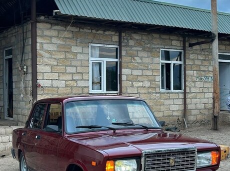 LADA (VAZ) 2107