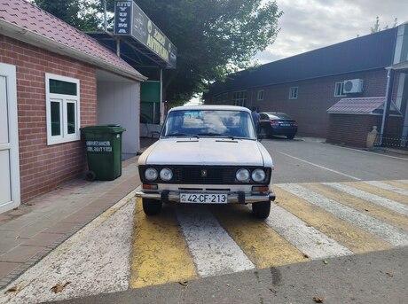 LADA (VAZ) 2106