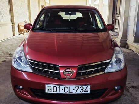 Nissan Tiida