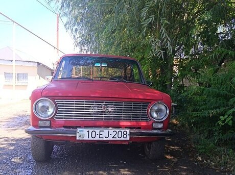 LADA (VAZ) 21013