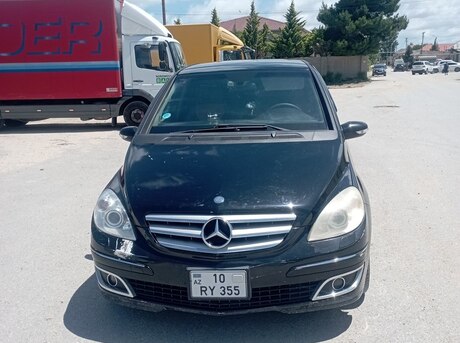 Mercedes B 170