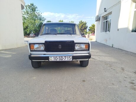 LADA (VAZ) 2107