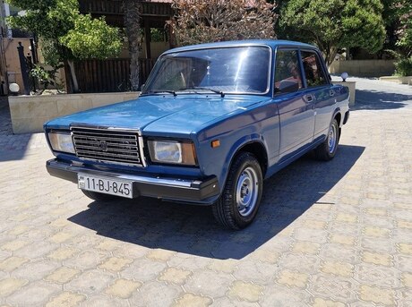 LADA (VAZ) 2107