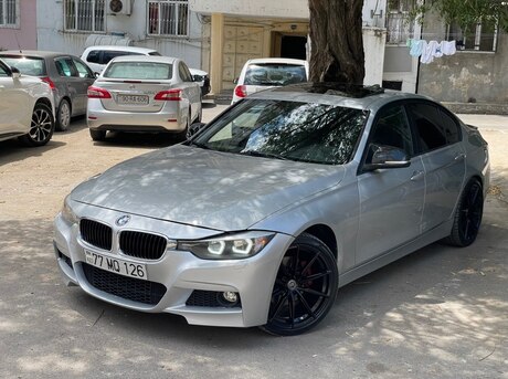 BMW 330