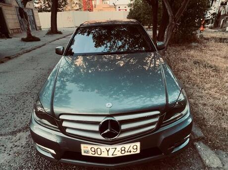 Mercedes C 250