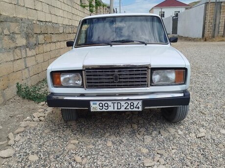 LADA (VAZ) 2107