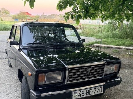 LADA (VAZ) 2107