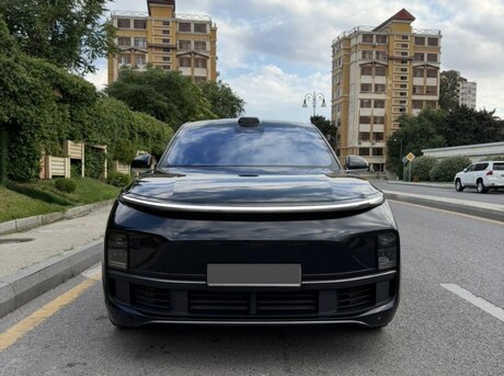 Li Auto L9