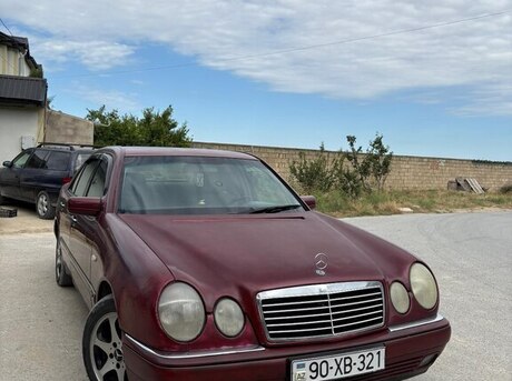 Mercedes E 240