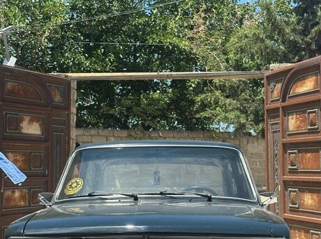 LADA (VAZ) 2106