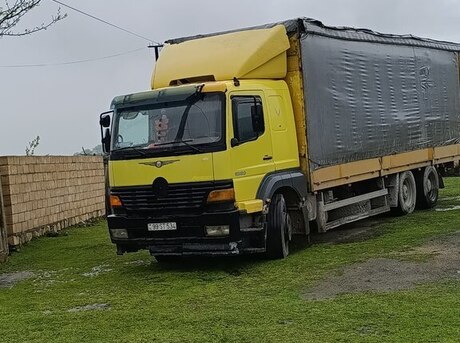 Mercedes Atego 1828