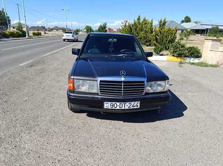 Mercedes 190