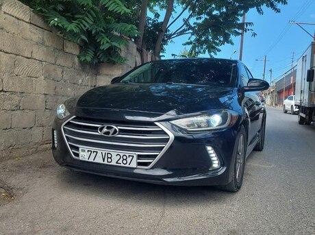 Hyundai Elantra
