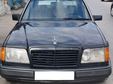 Mercedes E 200