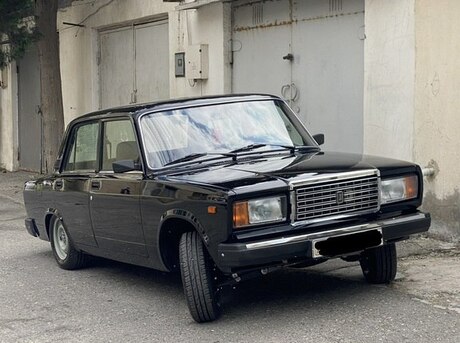 LADA (VAZ) 2107