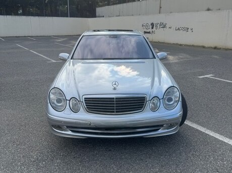 Mercedes E 270
