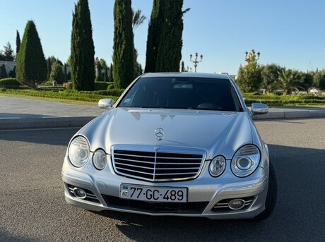 Mercedes E 270