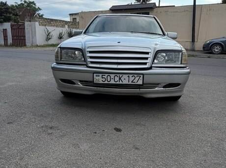 Mercedes C 230