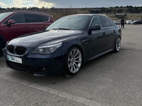 BMW 525