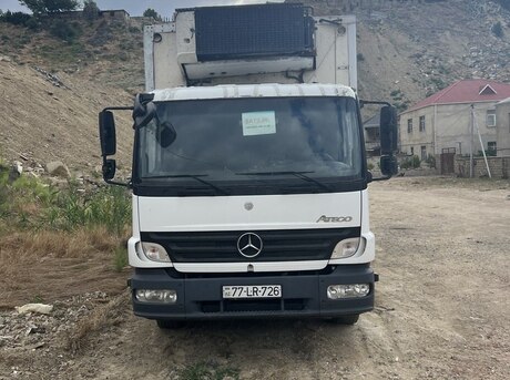 Mercedes Atego 1218