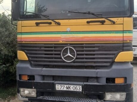 Mercedes Actros 1846