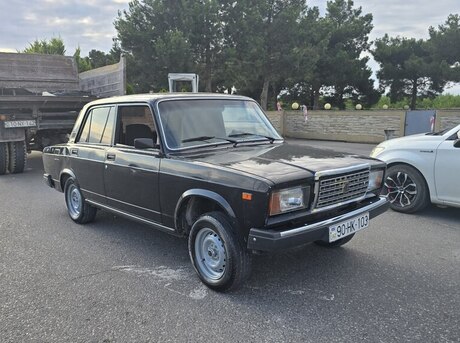 LADA (VAZ) 2107