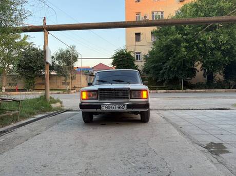 LADA (VAZ) 2107