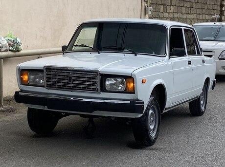 LADA (VAZ) 2107