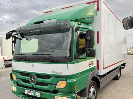 Mercedes Atego 818