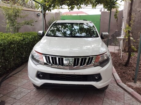 Mitsubishi L200