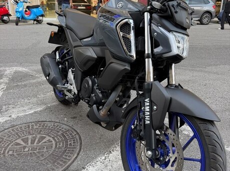 Yamaha FZ-S FI Deluxe