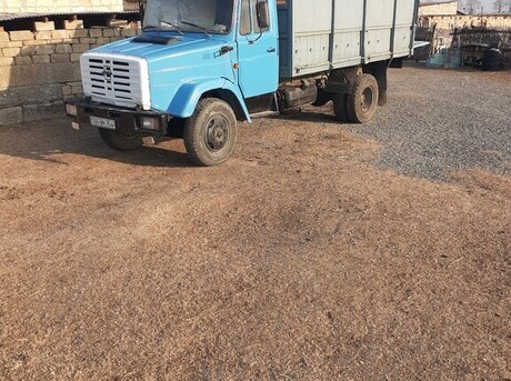 ZIL 130