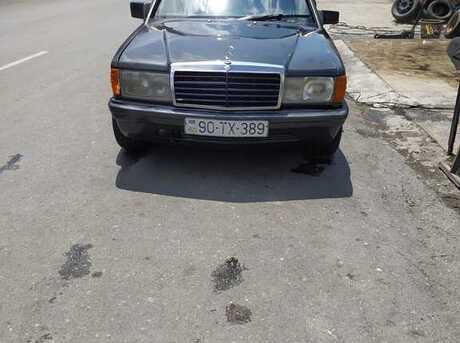 Mercedes 190