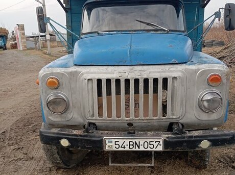 GAZ 53