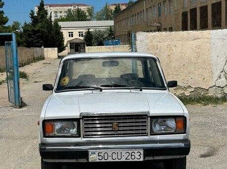 LADA (VAZ) 2107