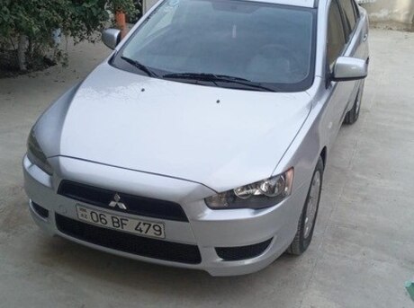Mitsubishi Lancer