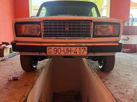 LADA (VAZ) 2107