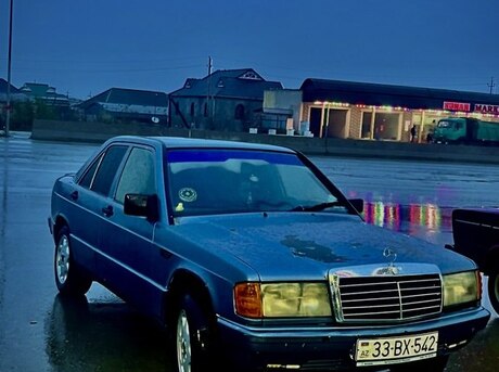 Mercedes 190