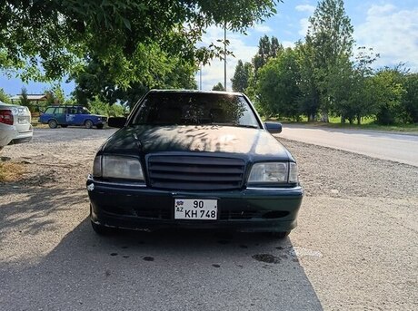 Mercedes C 220