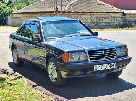 Mercedes 190