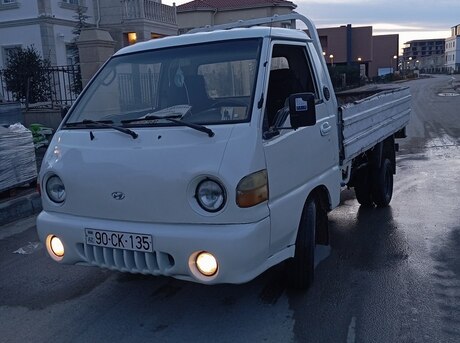 Hyundai H 100