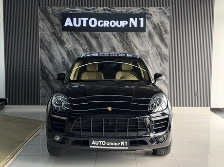 Porsche Macan S