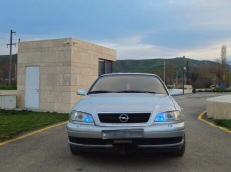 Opel Omega