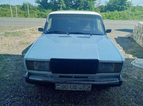 LADA (VAZ) 2107