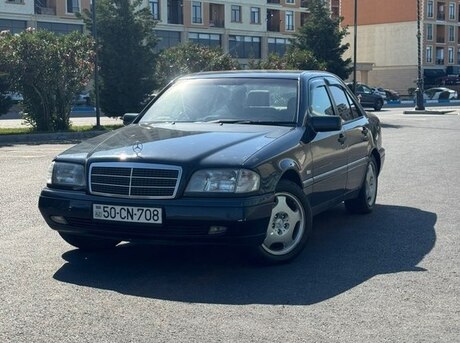 Mercedes C 180