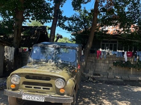 UAZ 469