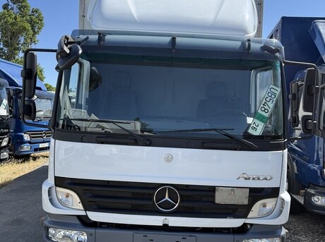 Mercedes Atego 818