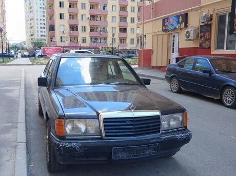 Mercedes 190