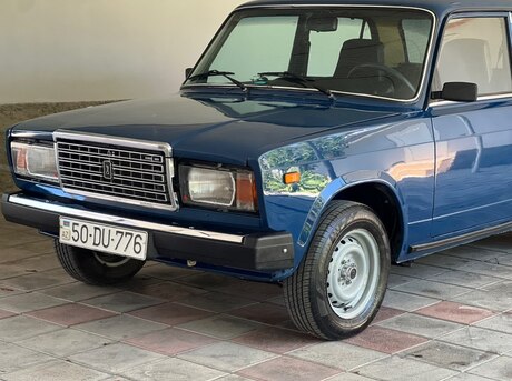 LADA (VAZ) 2107