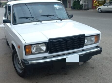 LADA (VAZ) 2107